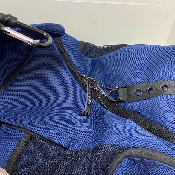 Go Dash Dot All Mesh Blue Backpack with Crossbody Strap - Picture 4 of 15